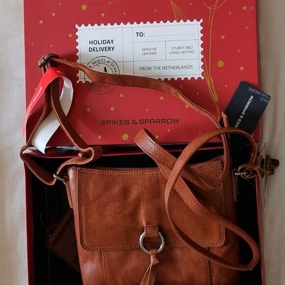 GENUINE LEATHER bag - Spikes and Sparrow - Picture 8 of 8